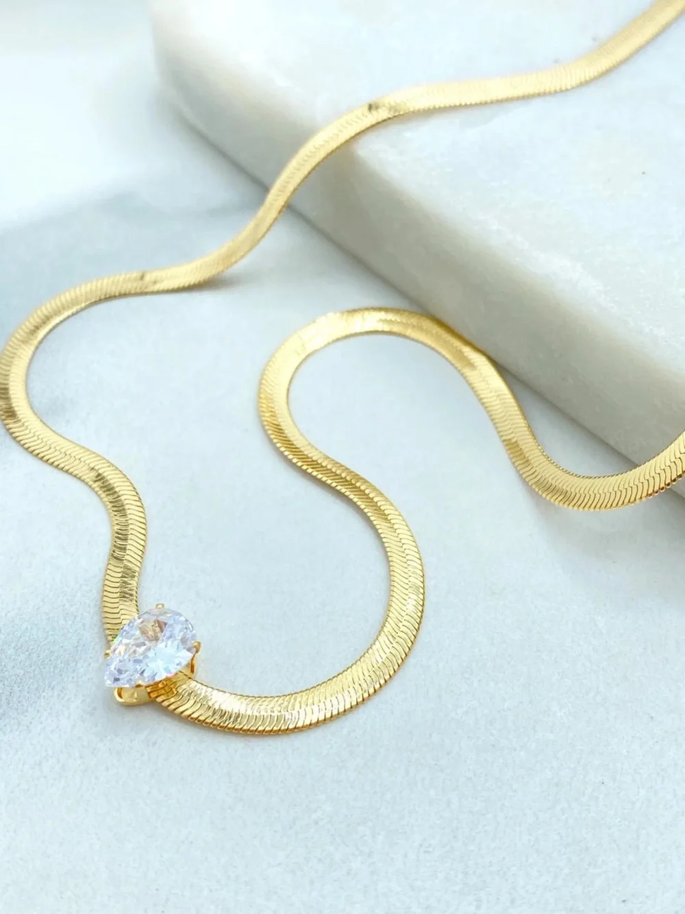 New Premium 18k Gold Plated Herringbone Necklace with Teardrop Crystal Pendant